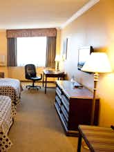 Hotel Crowne Plaza Edison photo 2