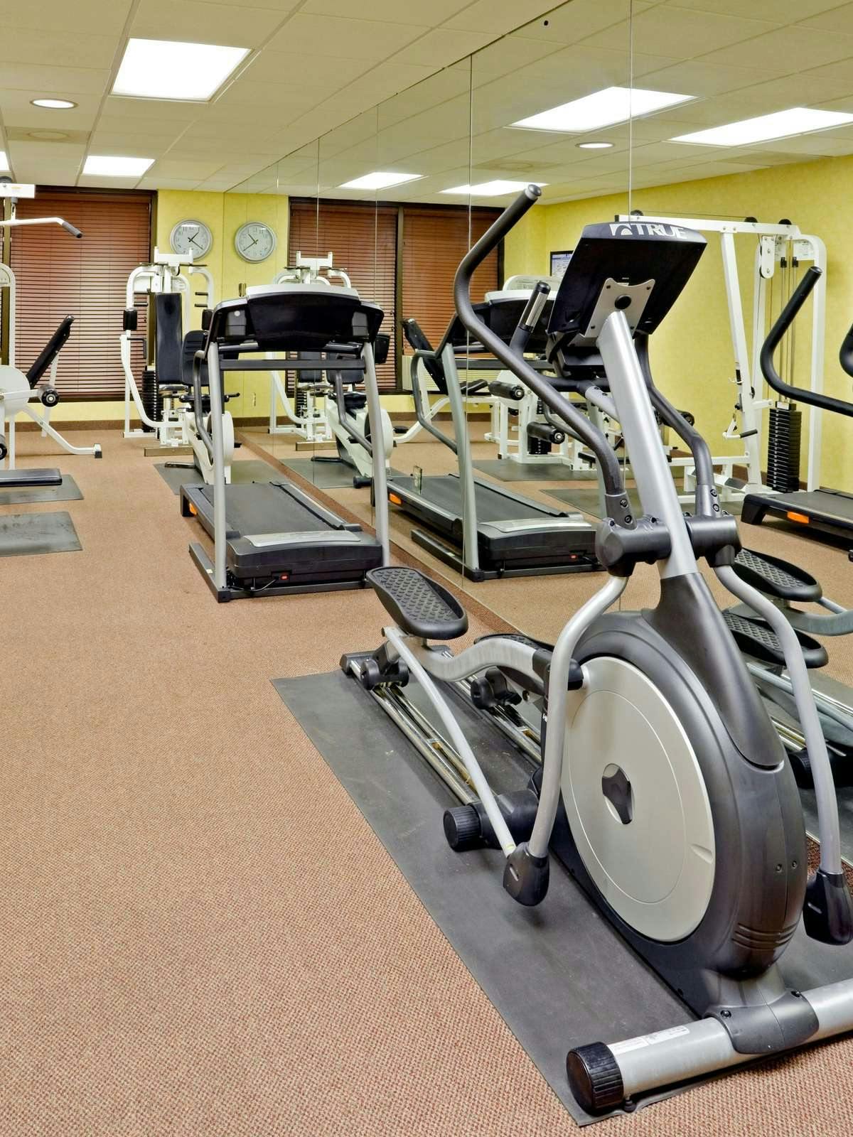 Hotel Crowne Plaza Edison photo 4