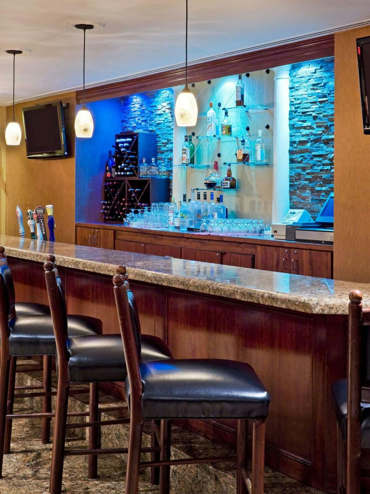 Hotel Crowne Plaza Edison photo 3