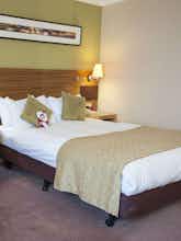 Hotel Crowne Plaza Chester photo 1