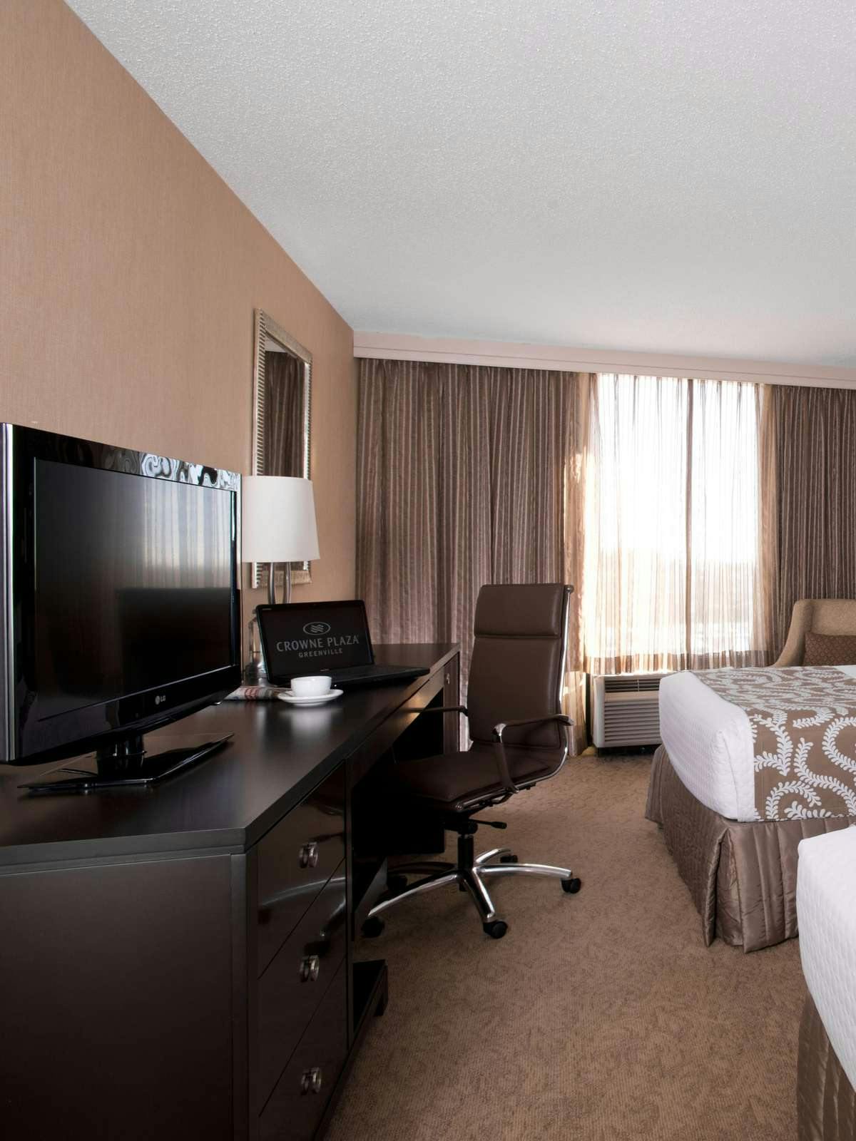 Hotel Crowne Plaza Greenville I 385 photo 2