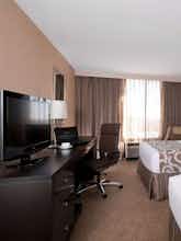 Hotel Crowne Plaza Greenville I 385 photo 2