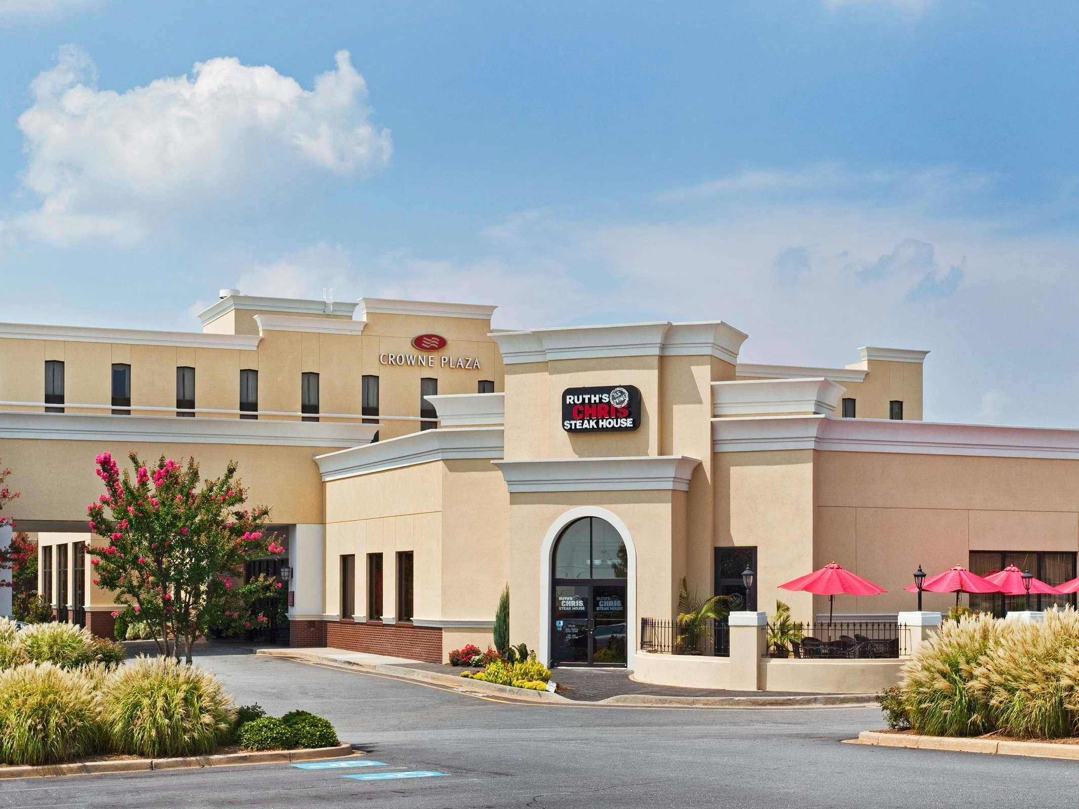 Crowne Plaza Greenville I 385