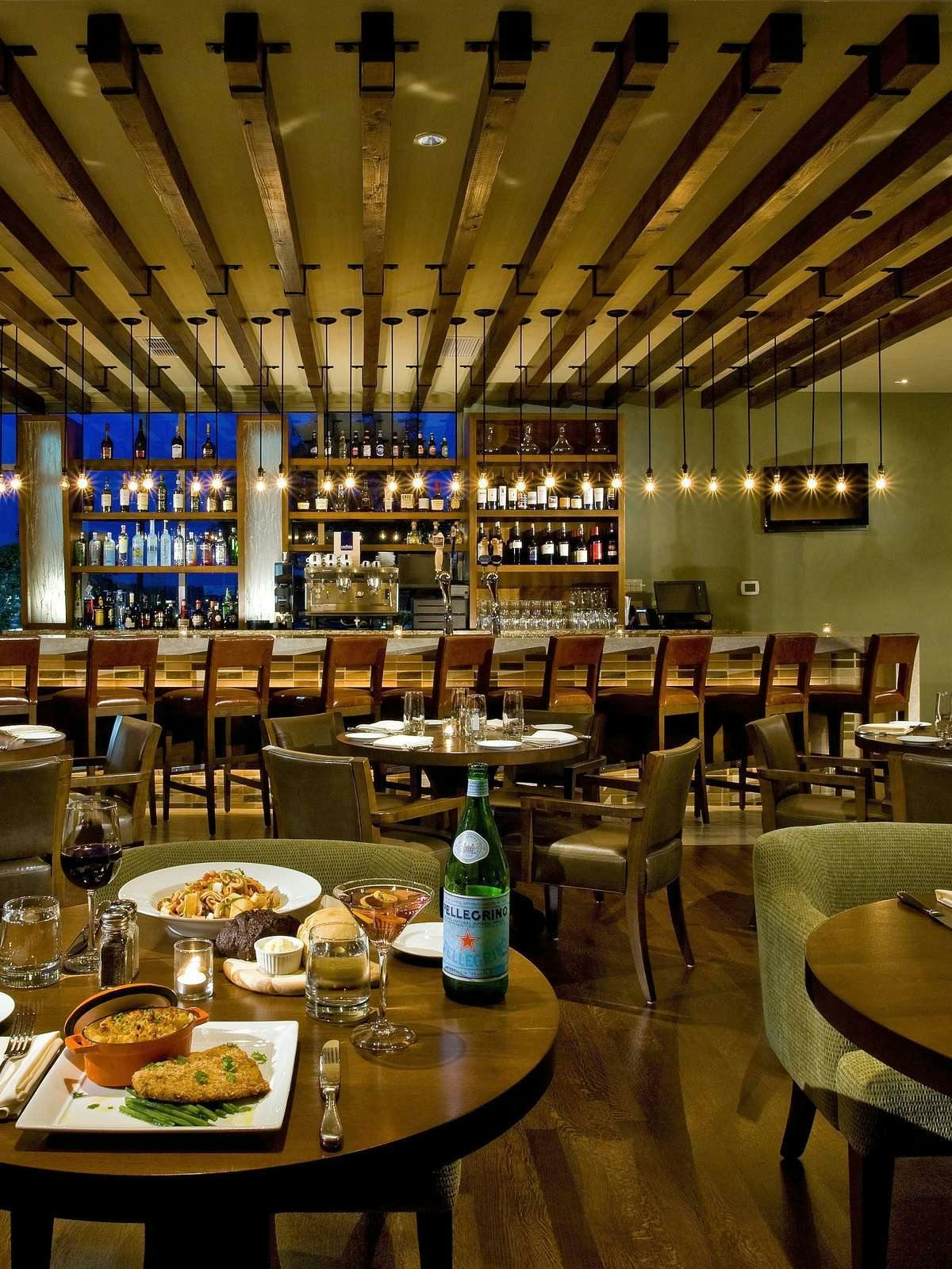 Hotel Crowne Plaza Lombard Downers Grove photo 5