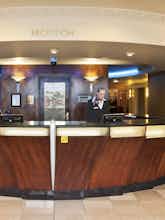 Hotel Crowne Plaza Liverpool John Lennon Airport photo 3