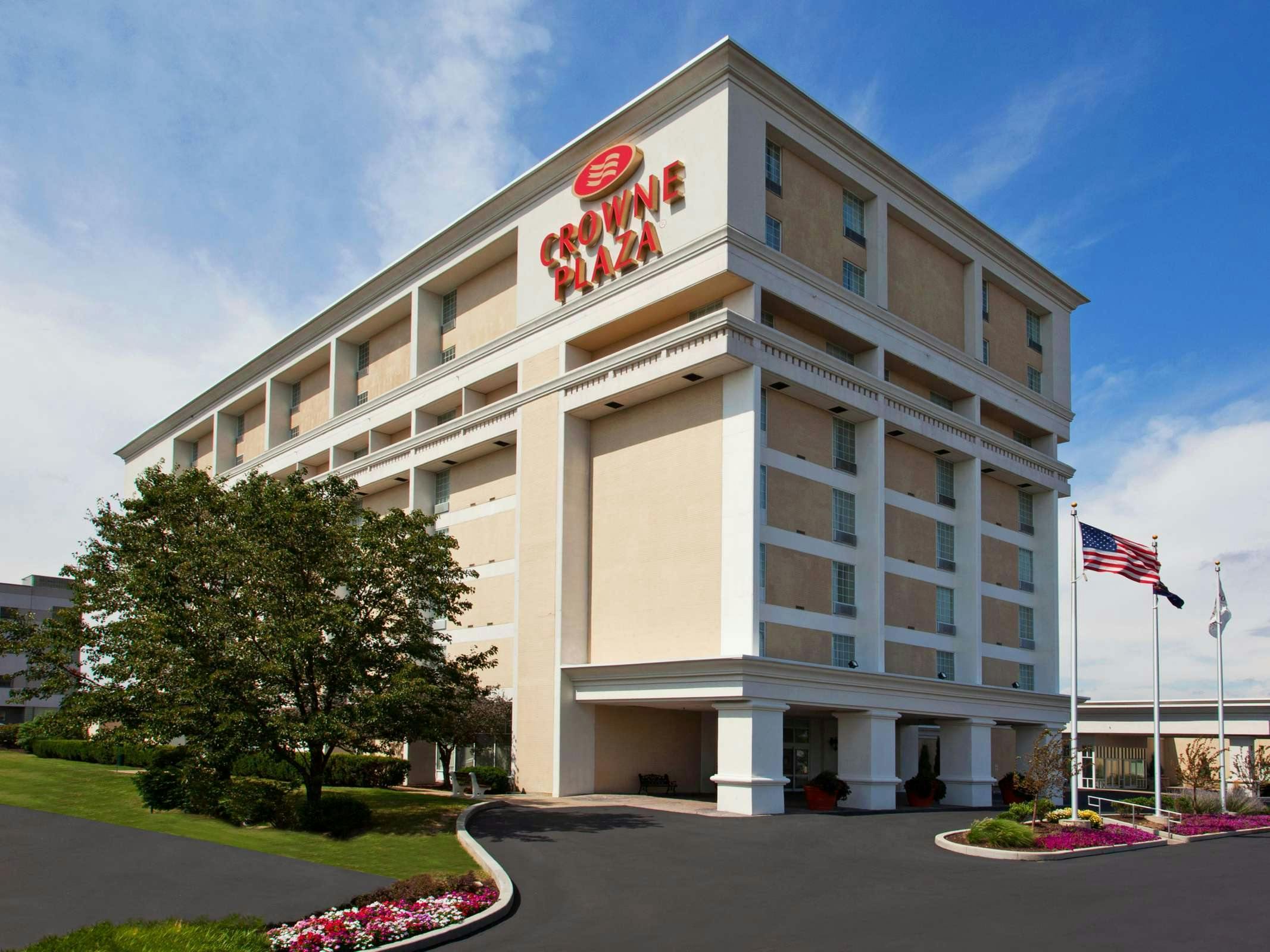 Crowne Plaza Pittsburgh South