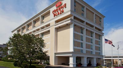 Crowne Plaza Pittsburgh South