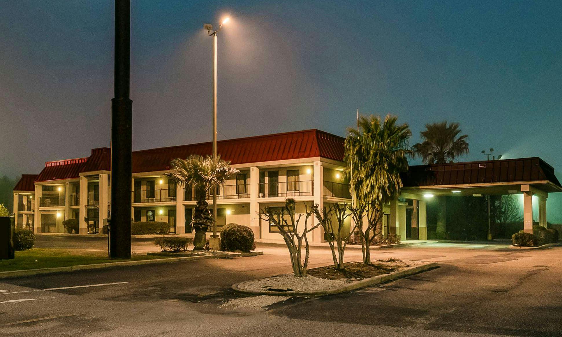 Red Roof Inn Mobile North – Saraland, Mobile - HotelTonight