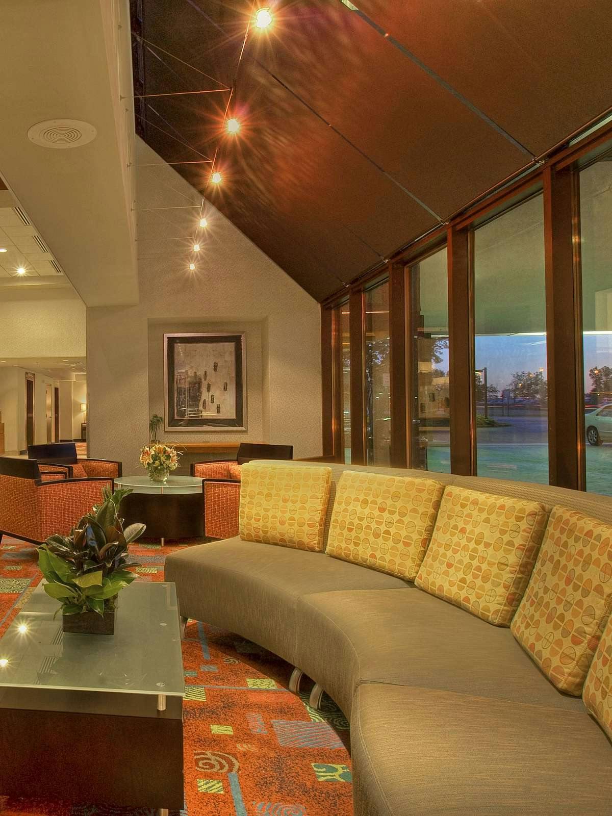 Hotel Crowne Plaza Suites MSP Airport Mall Of America photo 5