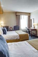 Hotel Monte Carlo Inn Airport Suites photo 2