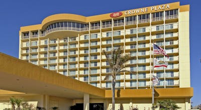 Crowne Plaza Ventura Beach