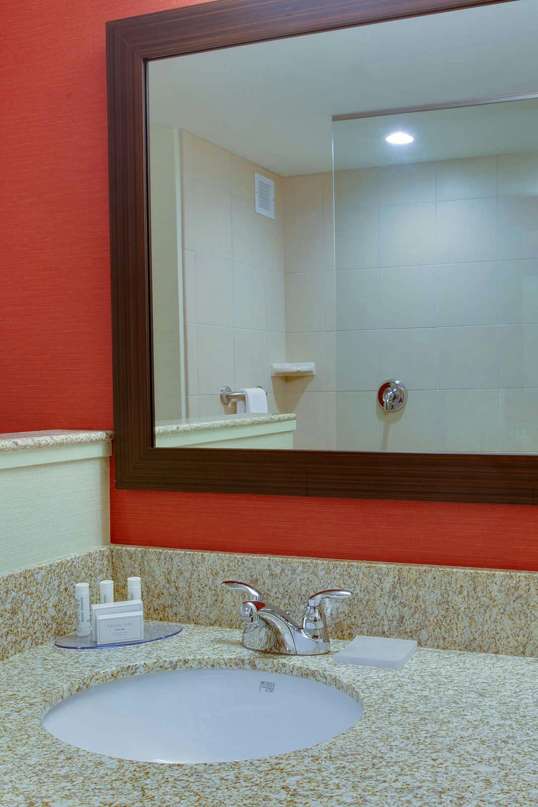 Hotel Courtyard by Marriott Pittsburgh North/Cranberry Woods photo 5