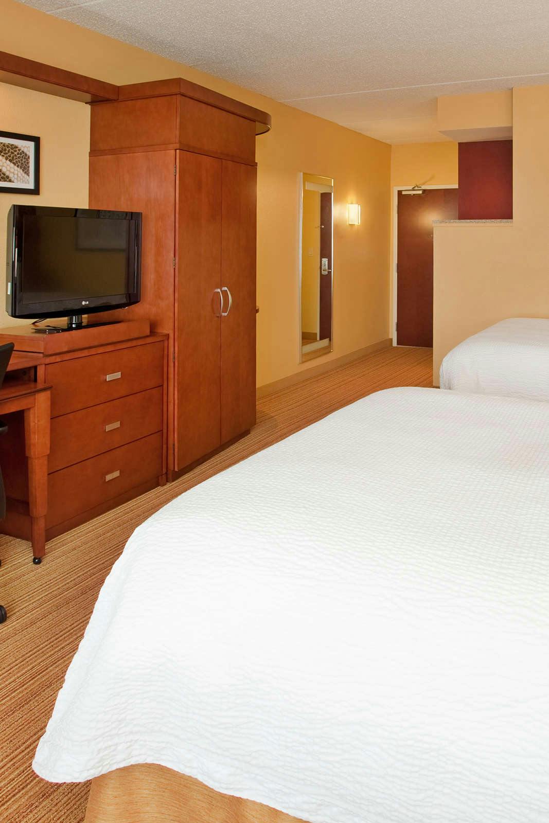 Hotel Courtyard by Marriott Pittsburgh North/Cranberry Woods photo 3