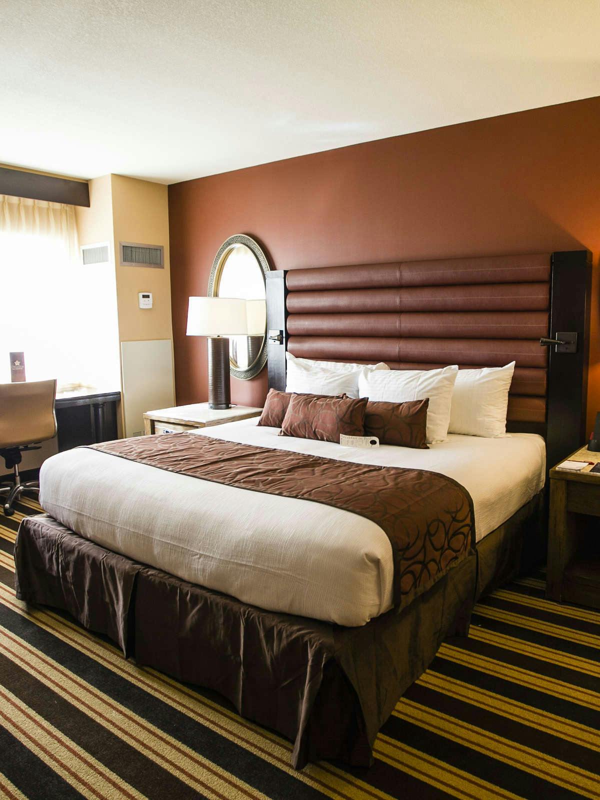 Hotel Overton Hotel and Conference Center photo 1