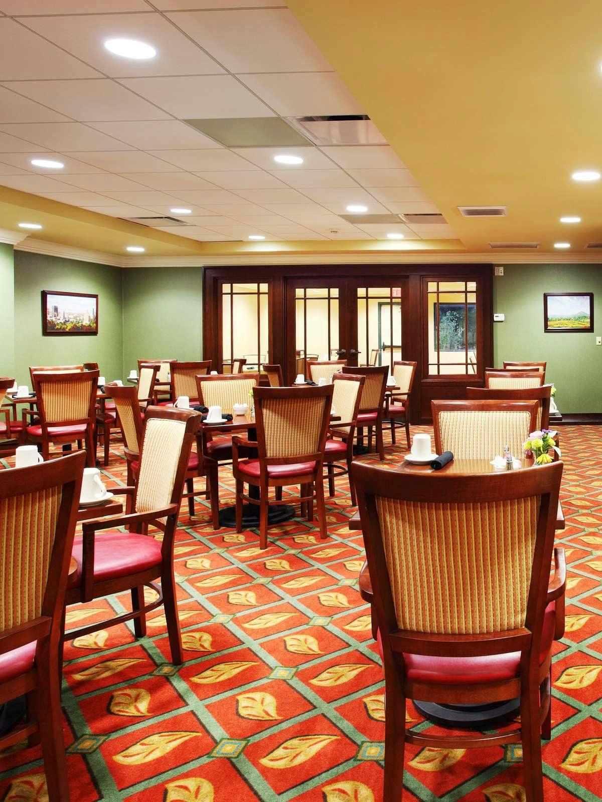 Hotel Holiday Inn Asheville Biltmore West photo 5