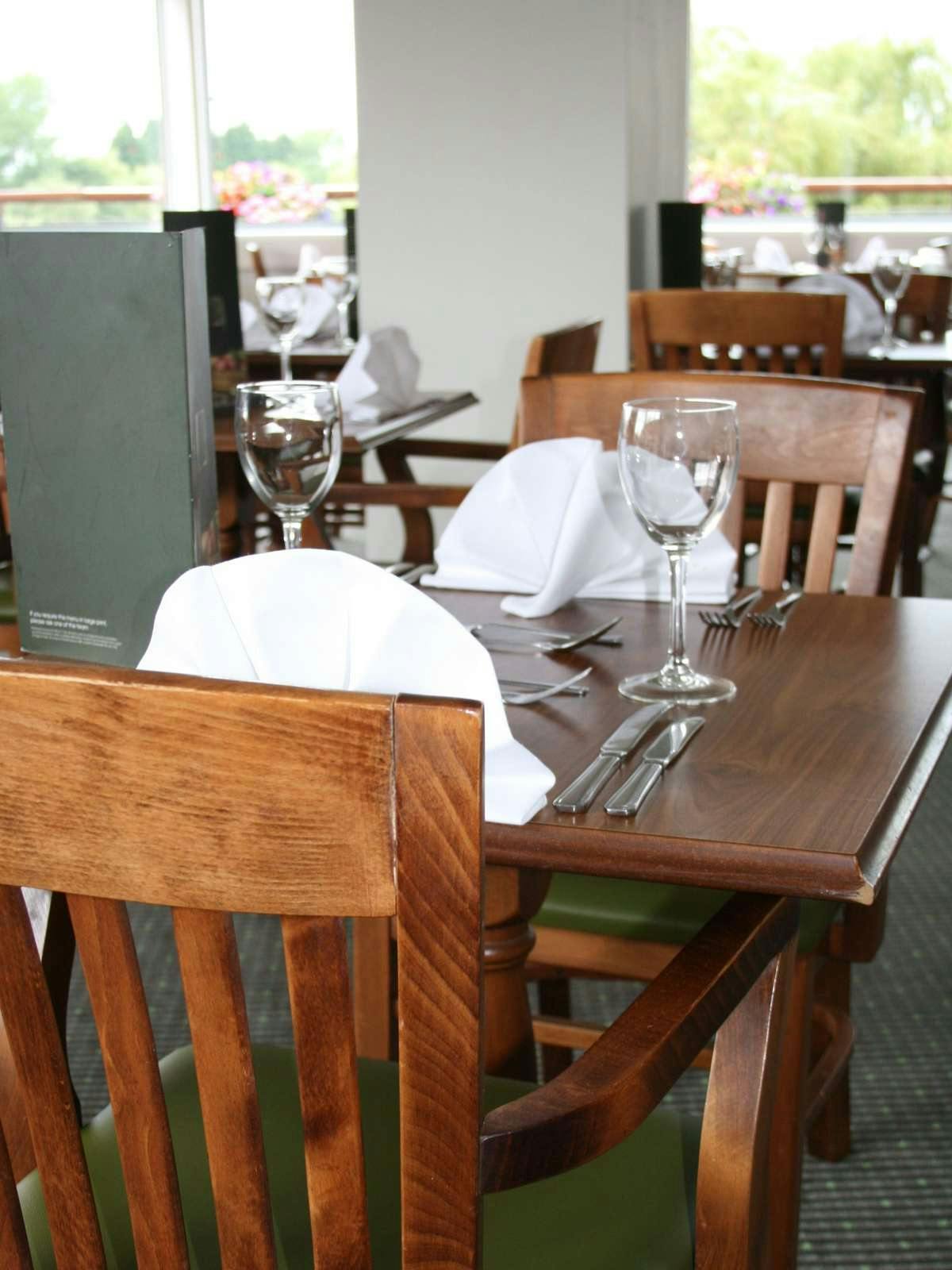 Hotel Holiday Inn Basildon photo 5