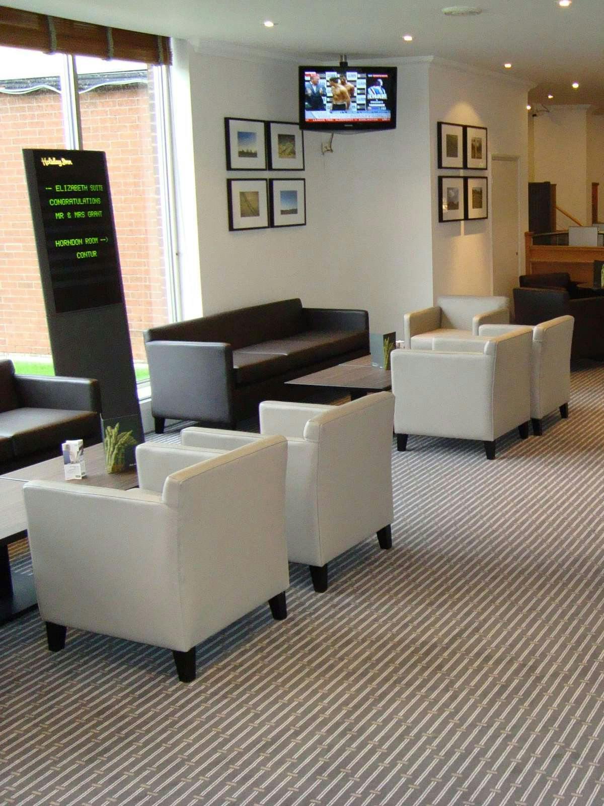 Hotel Holiday Inn Basildon photo 2