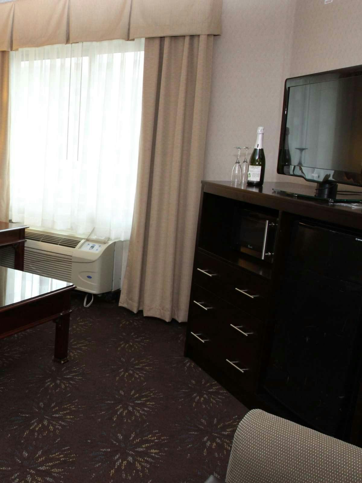 Hotel Holiday Inn Budd Lake Rockaway Area photo 3