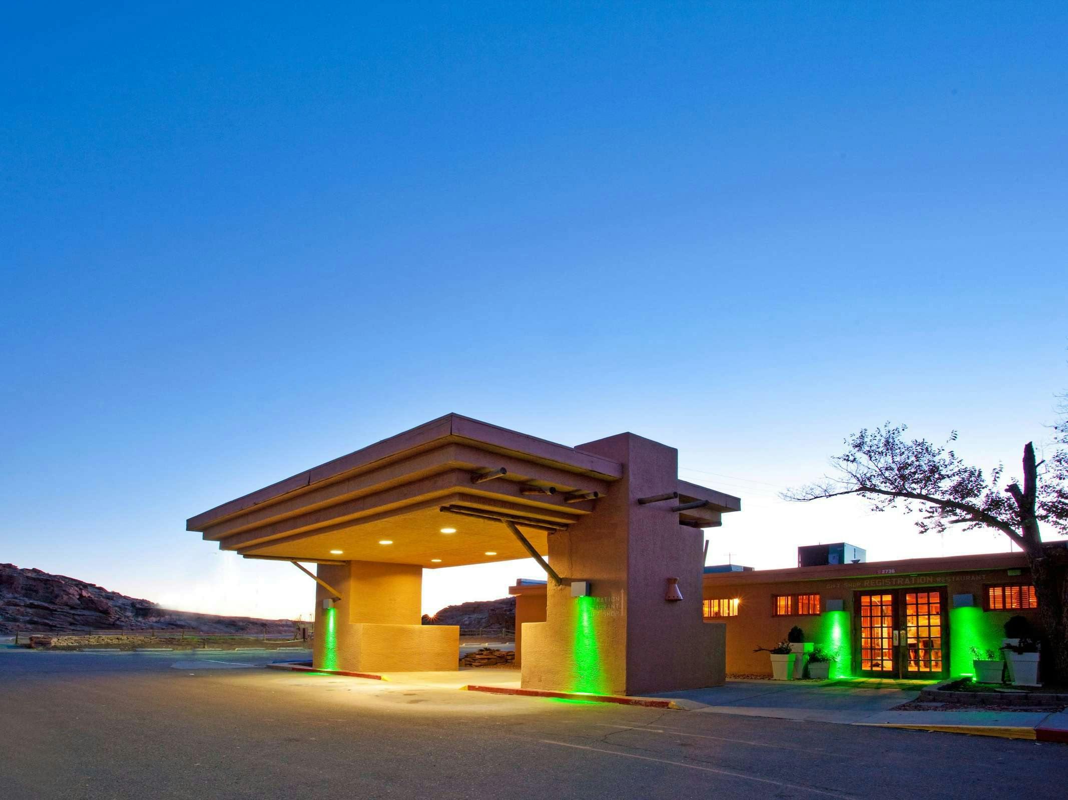 Holiday Inn Canyon De Chelly