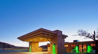 Holiday Inn Canyon De Chelly