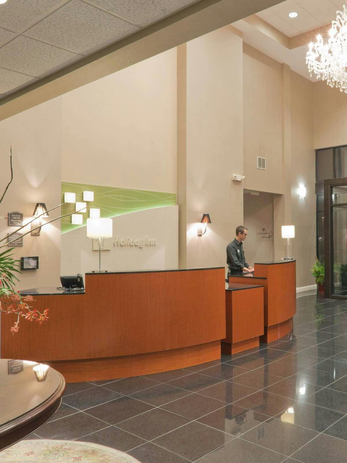 Hotel Holiday Inn Carbondale Conference Center photo 3