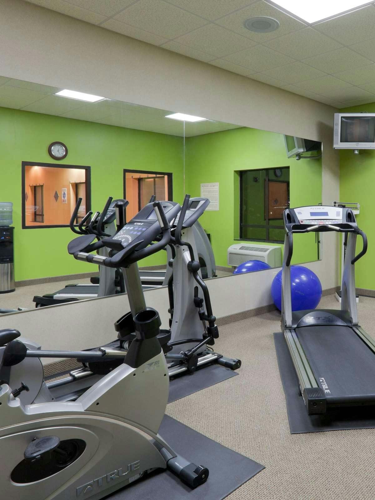 Hotel Holiday Inn Carbondale Conference Center photo 5