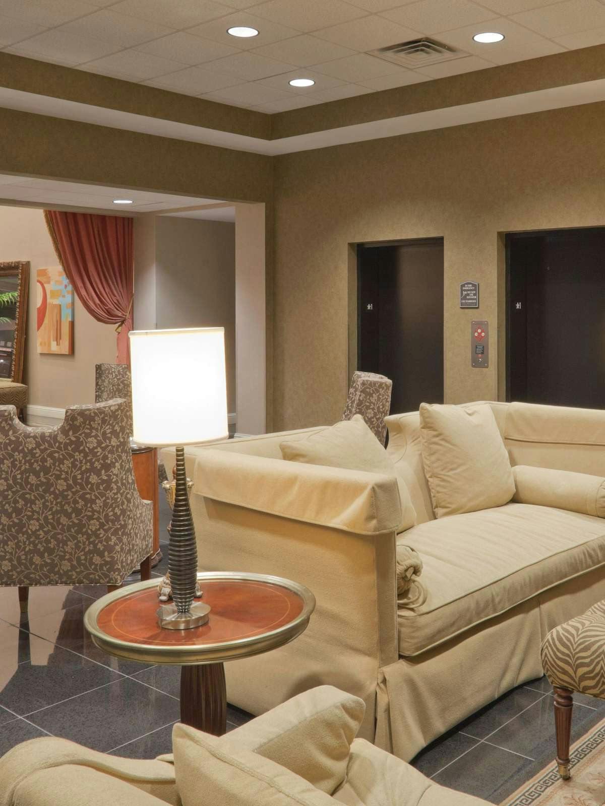 Hotel Holiday Inn Carbondale Conference Center photo 2