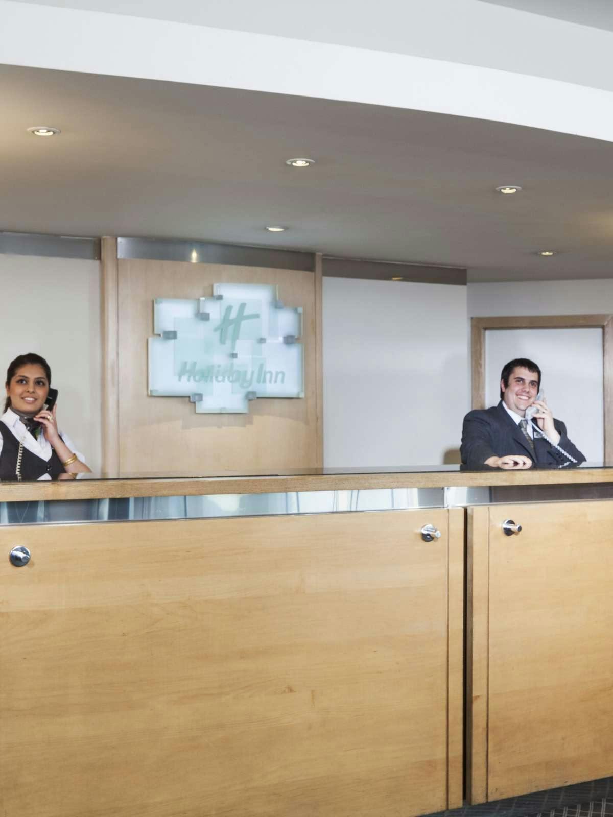 Hotel Holiday Inn Cardiff City Centre photo 2