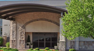 Holiday Inn Cincinnati Riverfront