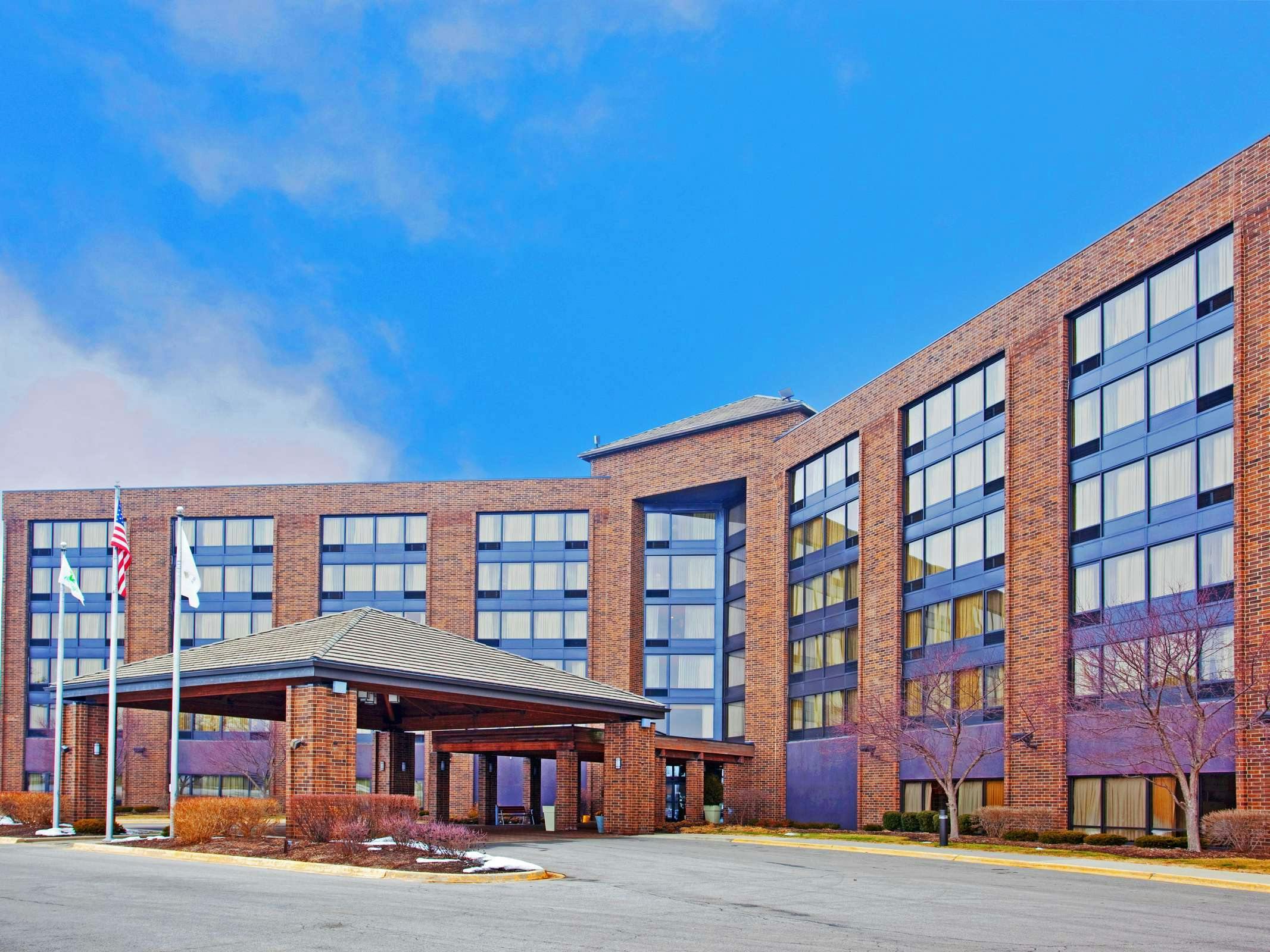 Holiday Inn Chicago NW Crystal Lake Convention Center