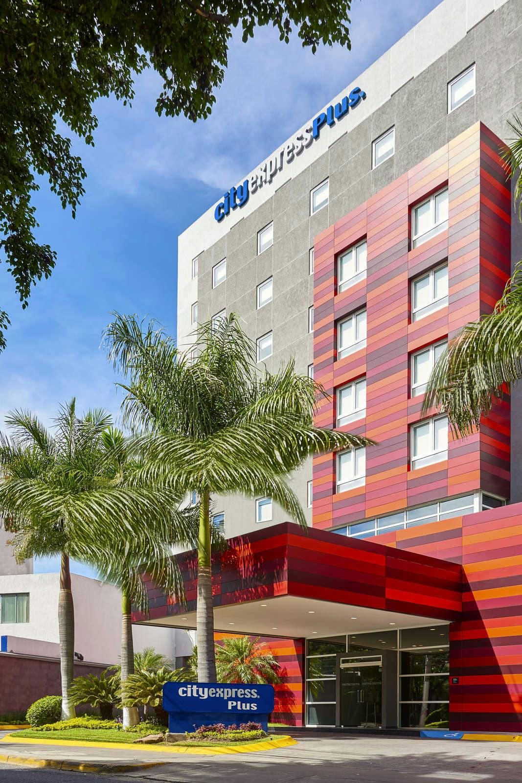 Hotel City Express Plus Guadalajara Expo photo 1