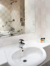 Hotel Holiday Inn Colchester photo 3