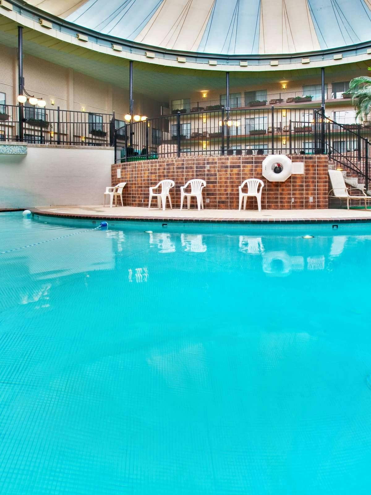 Hotel Holiday Inn Des Moines Airport/Conference Center photo 5