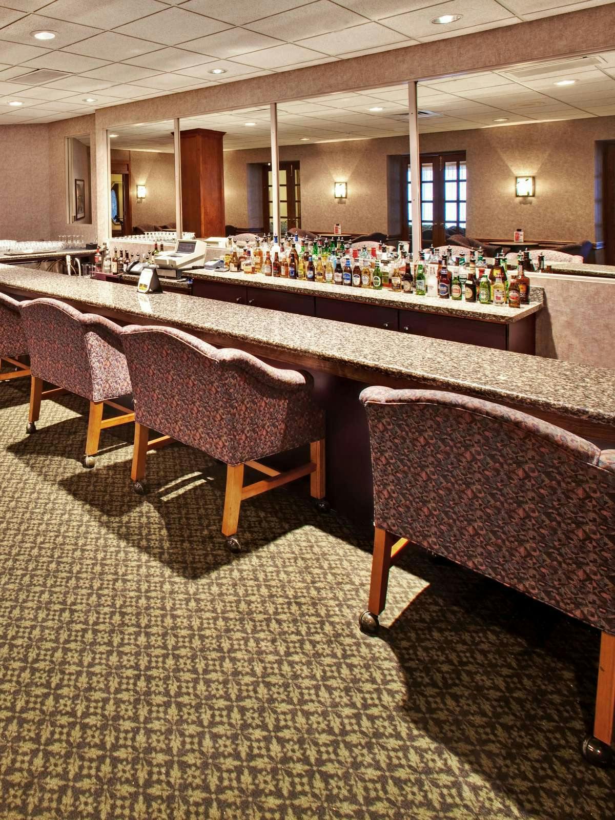 Hotel Holiday Inn Des Moines Airport/Conference Center photo 3