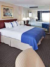 Hotel Holiday Inn Downtown Mercy photo 2