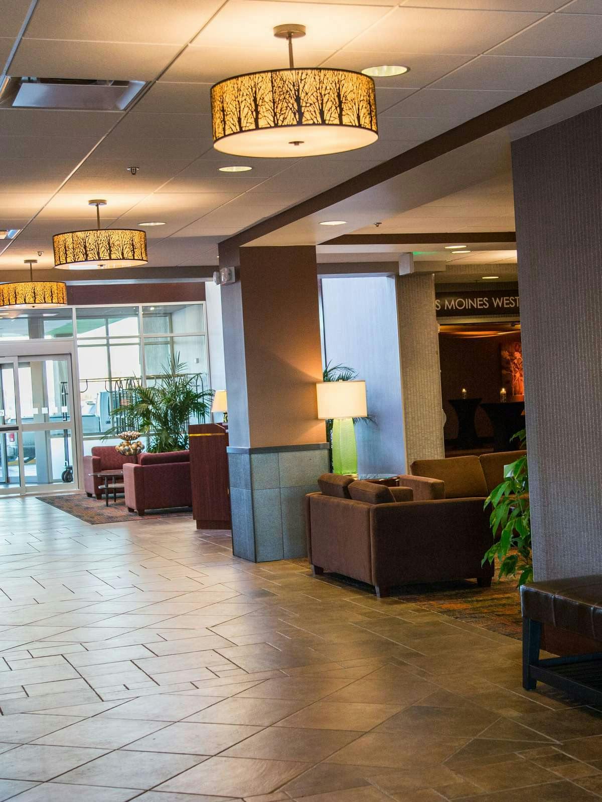 Hotel Holiday Inn Downtown Mercy photo 4