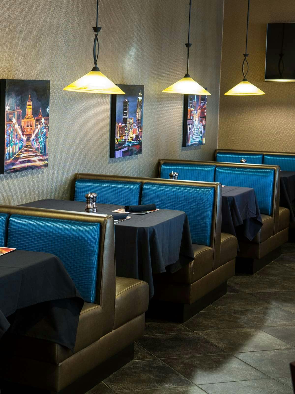 Hotel Holiday Inn Downtown Mercy photo 5