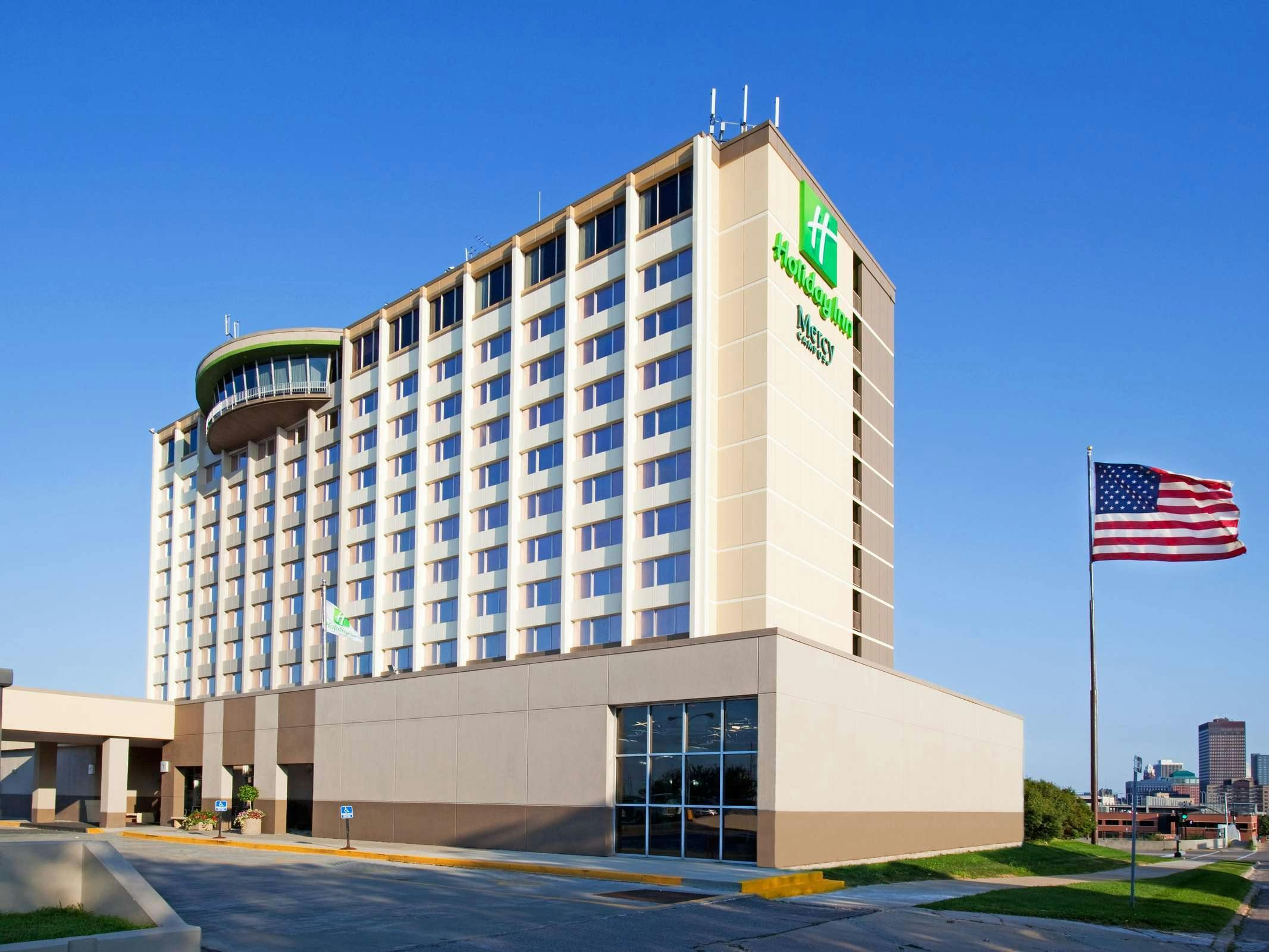 Holiday Inn Downtown Mercy