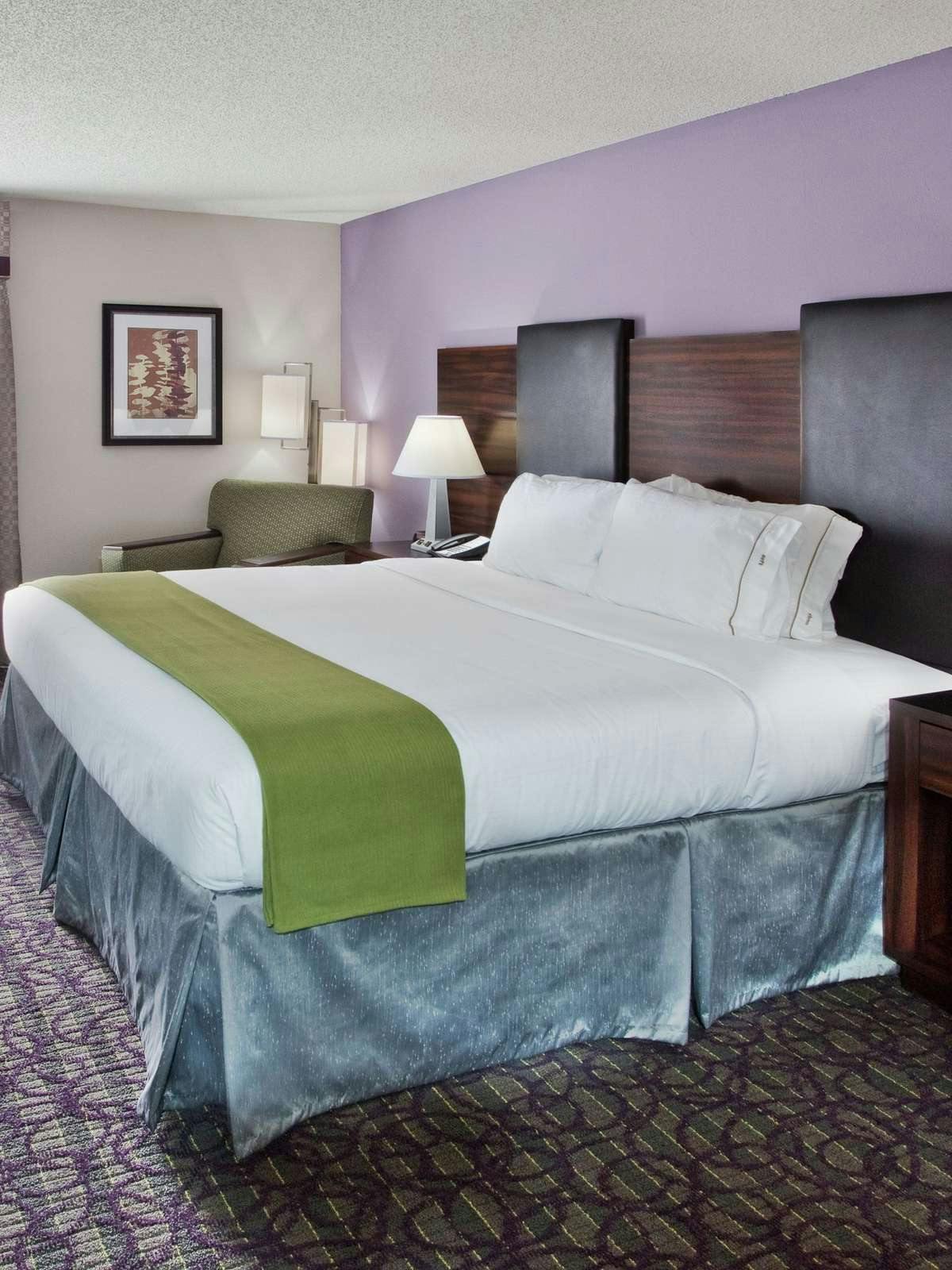 Hotel Holiday Inn Express Atlanta West Theme Parks photo 1