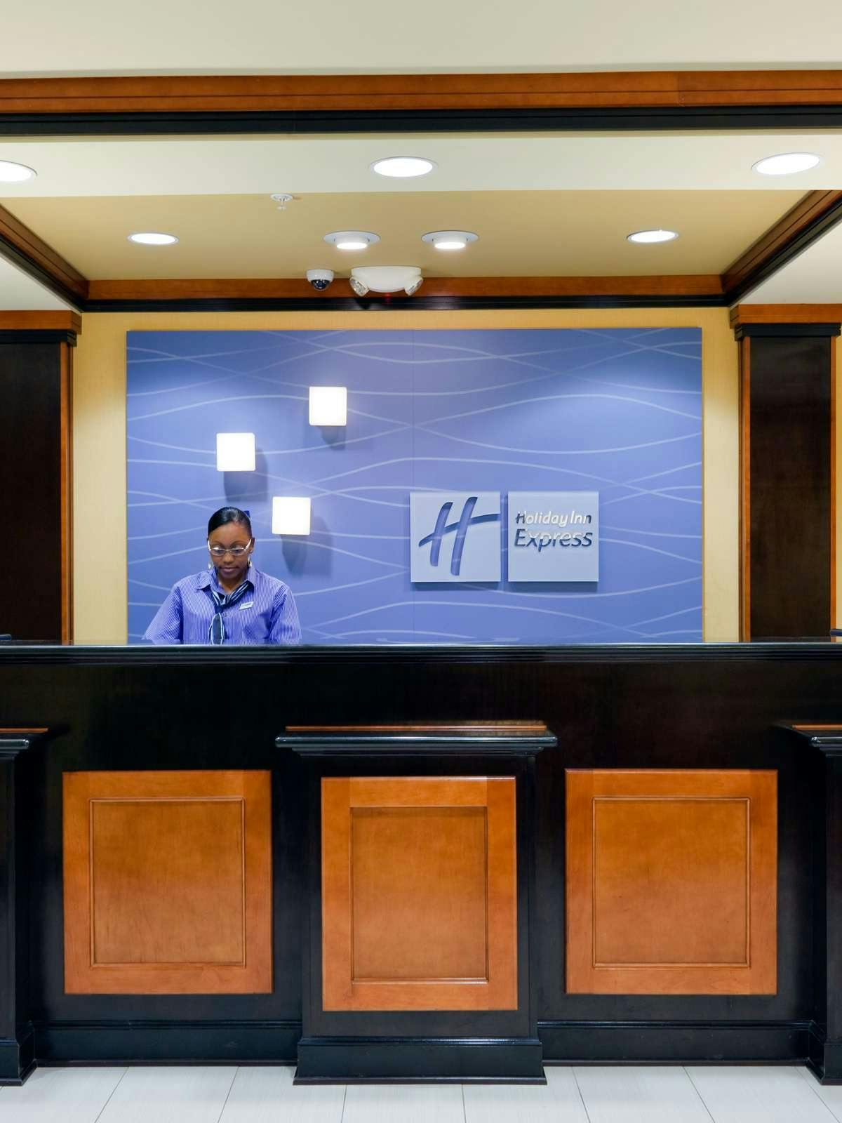 Hotel Holiday Inn Express Atmore photo 4