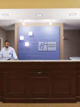 Hotel Holiday Inn Express Auburn University Area photo 5