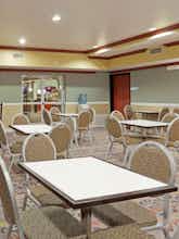 Hotel Holiday Inn Express Bakersfield Central photo 5