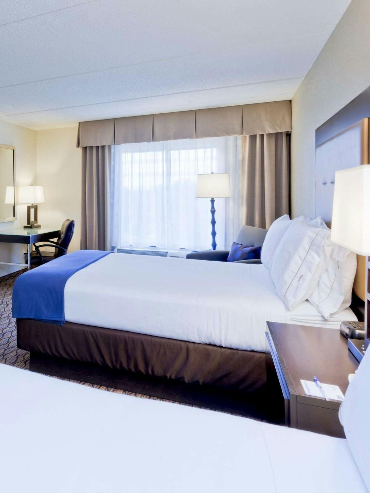 Hotel Holiday Inn Express Baltimore BWI Airport West photo 1