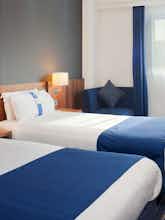 Hotel Holiday Inn Express Belfast City Queen's Quarter photo 1