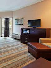 Hotel Holiday Inn Express Benicia photo 2