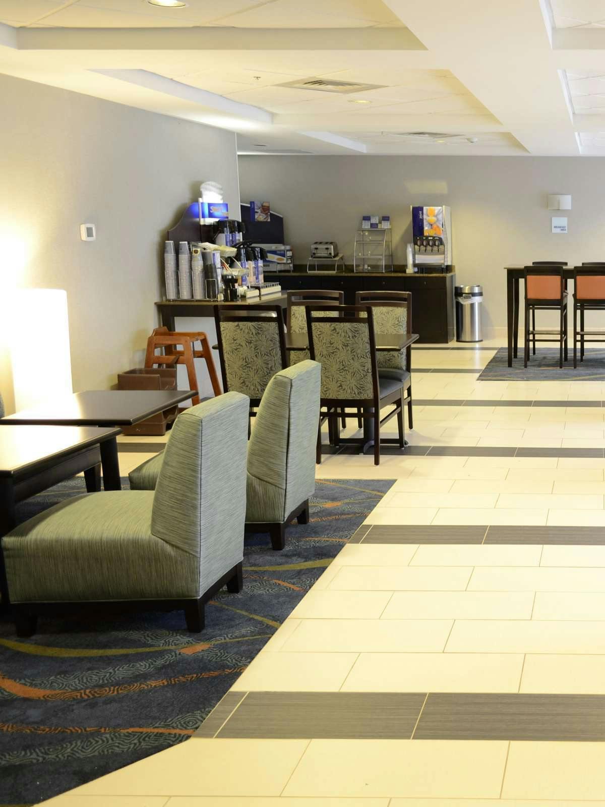 Hotel Holiday Inn Express Biddeford photo 4