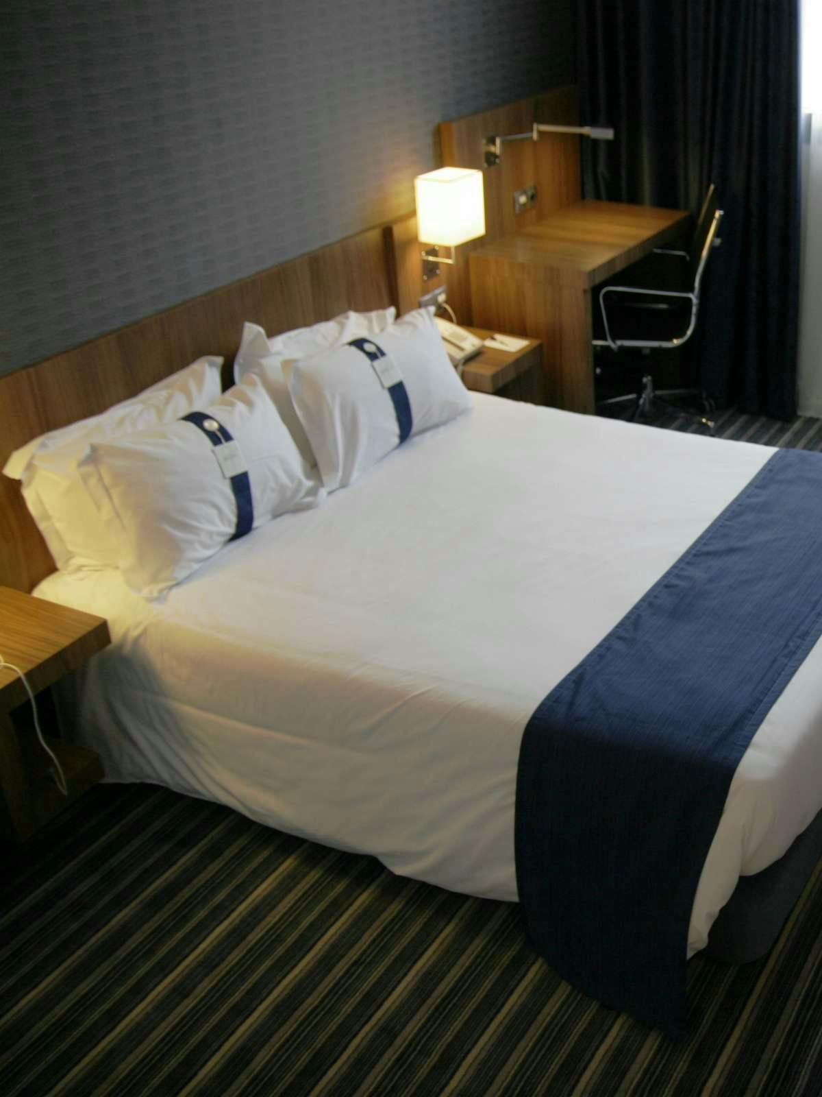 Hotel Holiday Inn Express Bilbao photo 1