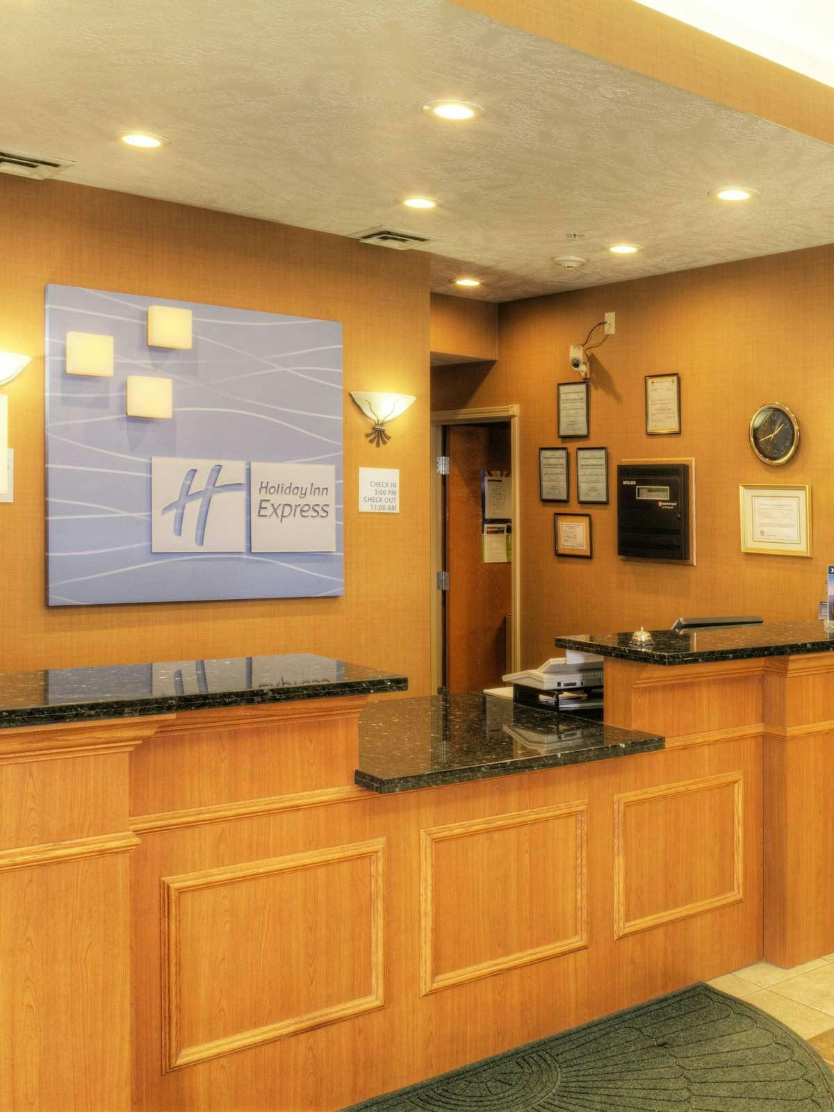 Hotel Holiday Inn Express Billings photo 5