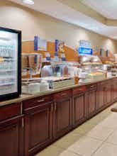 Hotel Holiday Inn Express Bloomsburg photo 5