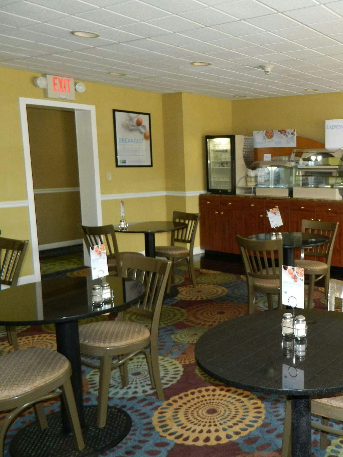 Hotel Holiday Inn Express Birmingham photo 3